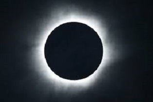 Technology Helps You Watch The Total Eclipse